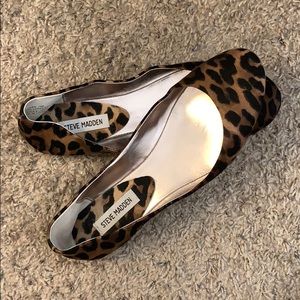 Leopard ballerina flats